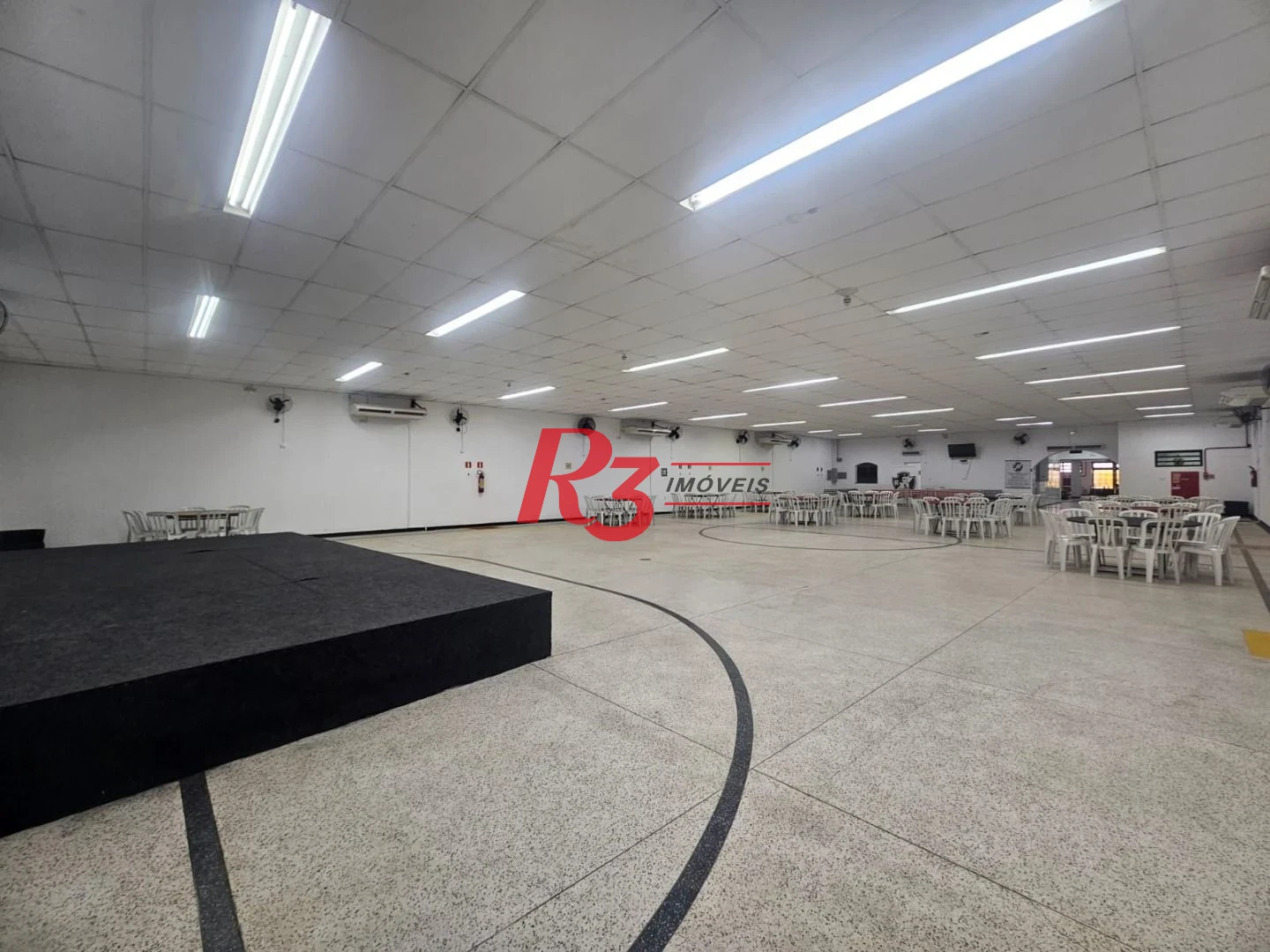 Salão para alugar, 750 m² por R$ 18.000,00/mês - Campo Grande - Santos/SP