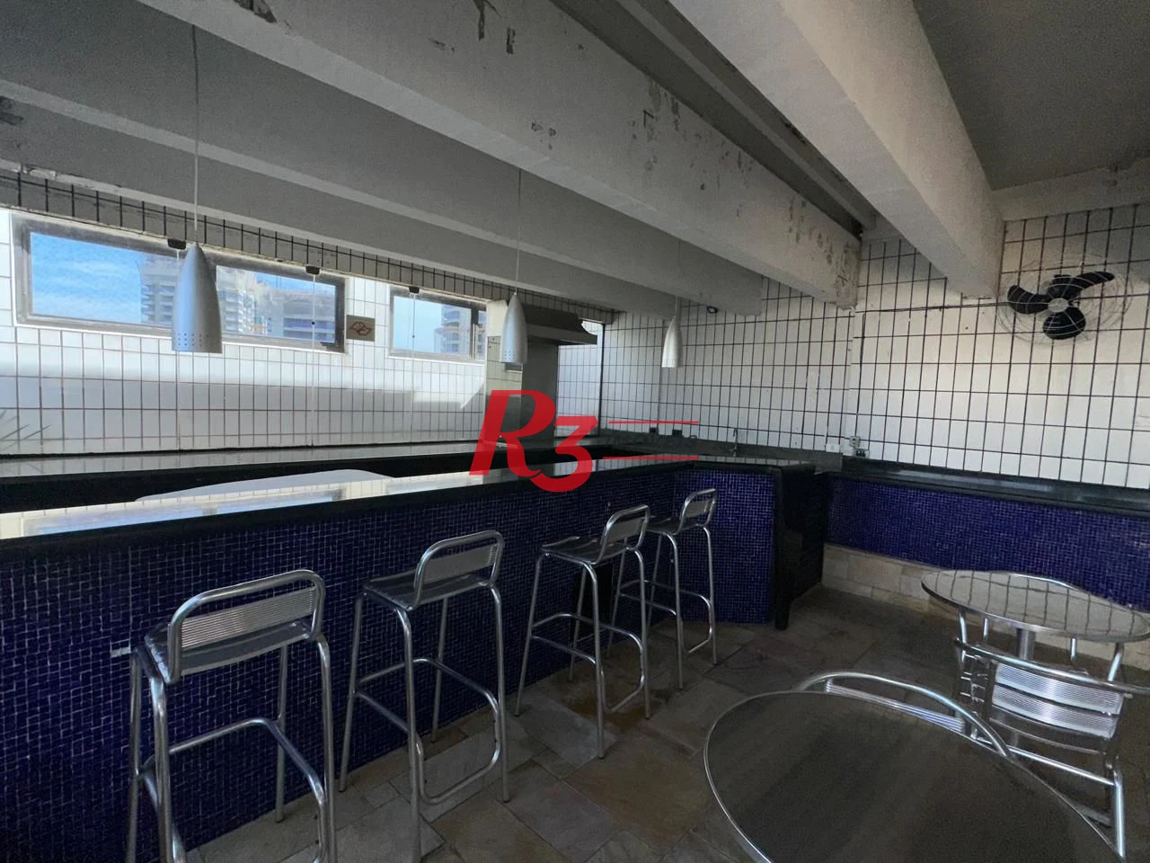 Apartamento Duplex com 1 dormitório à venda, 83 m² por R$ 710.000,00 - Ponta da Praia - Santos/SP