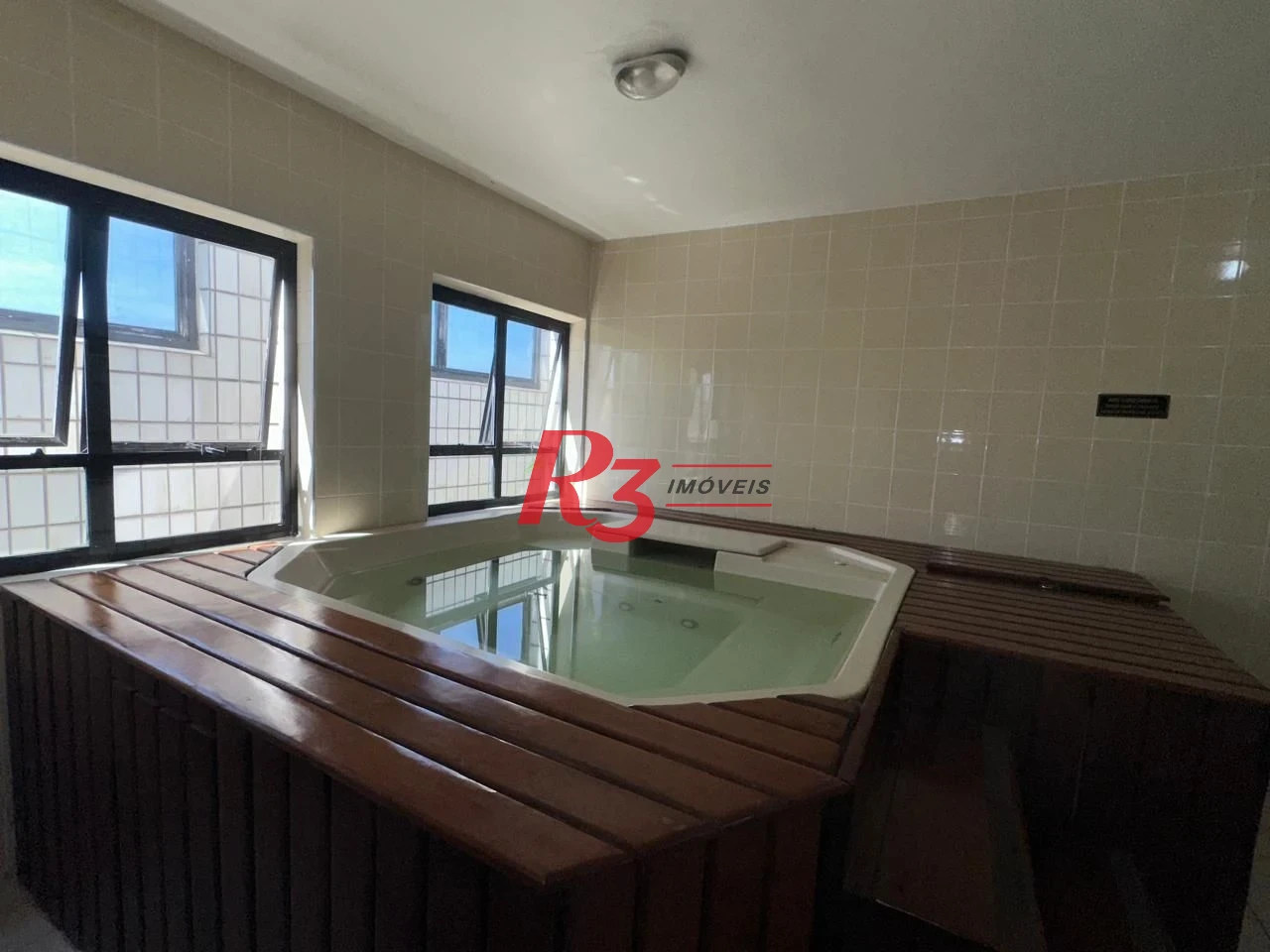 Apartamento Duplex com 1 dormitório à venda, 83 m² por R$ 710.000,00 - Ponta da Praia - Santos/SP