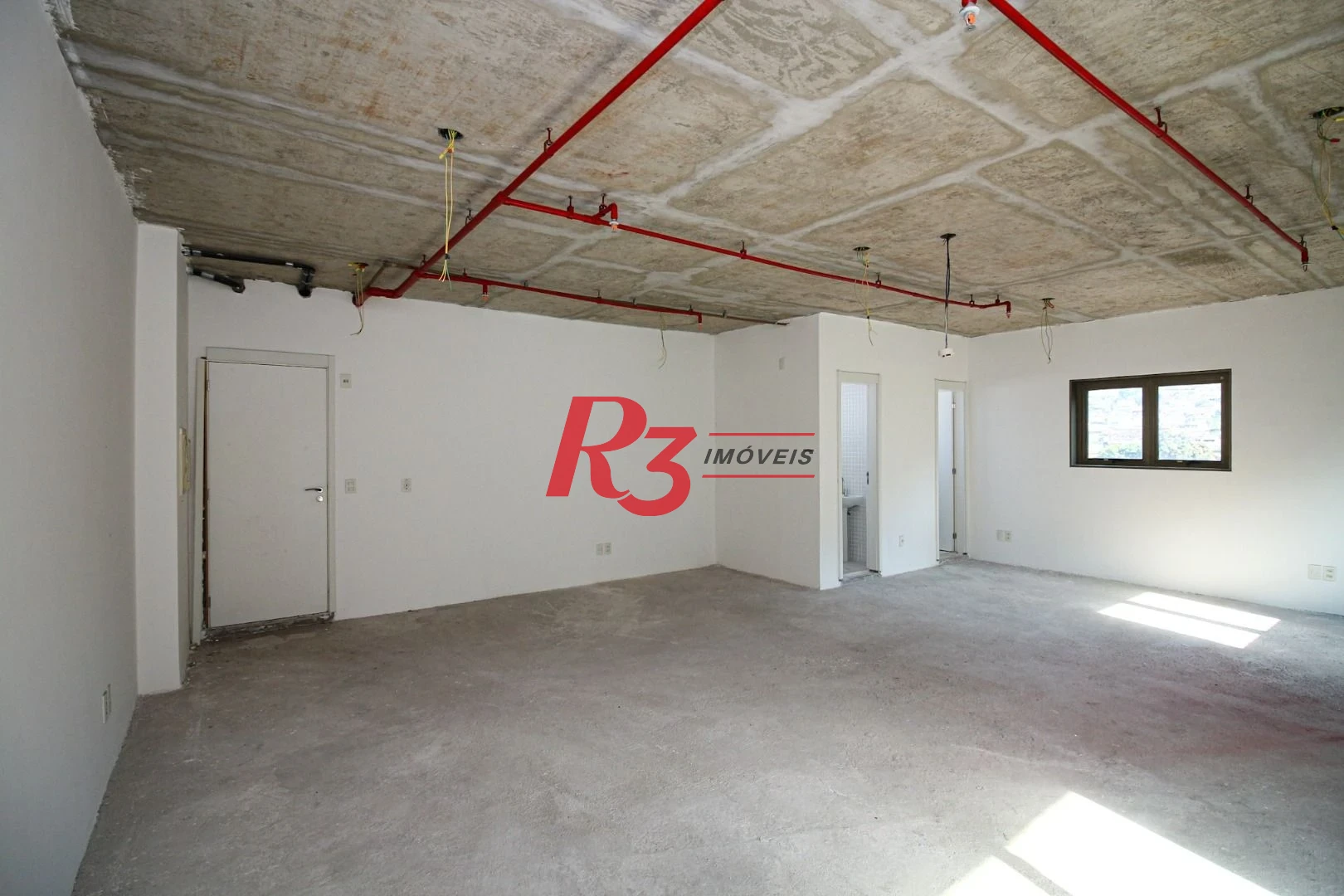 Sala, 66 m² - venda por R$ 320.000,00 ou aluguel por R$ 3.000,00/mês - Valongo - Santos/SP