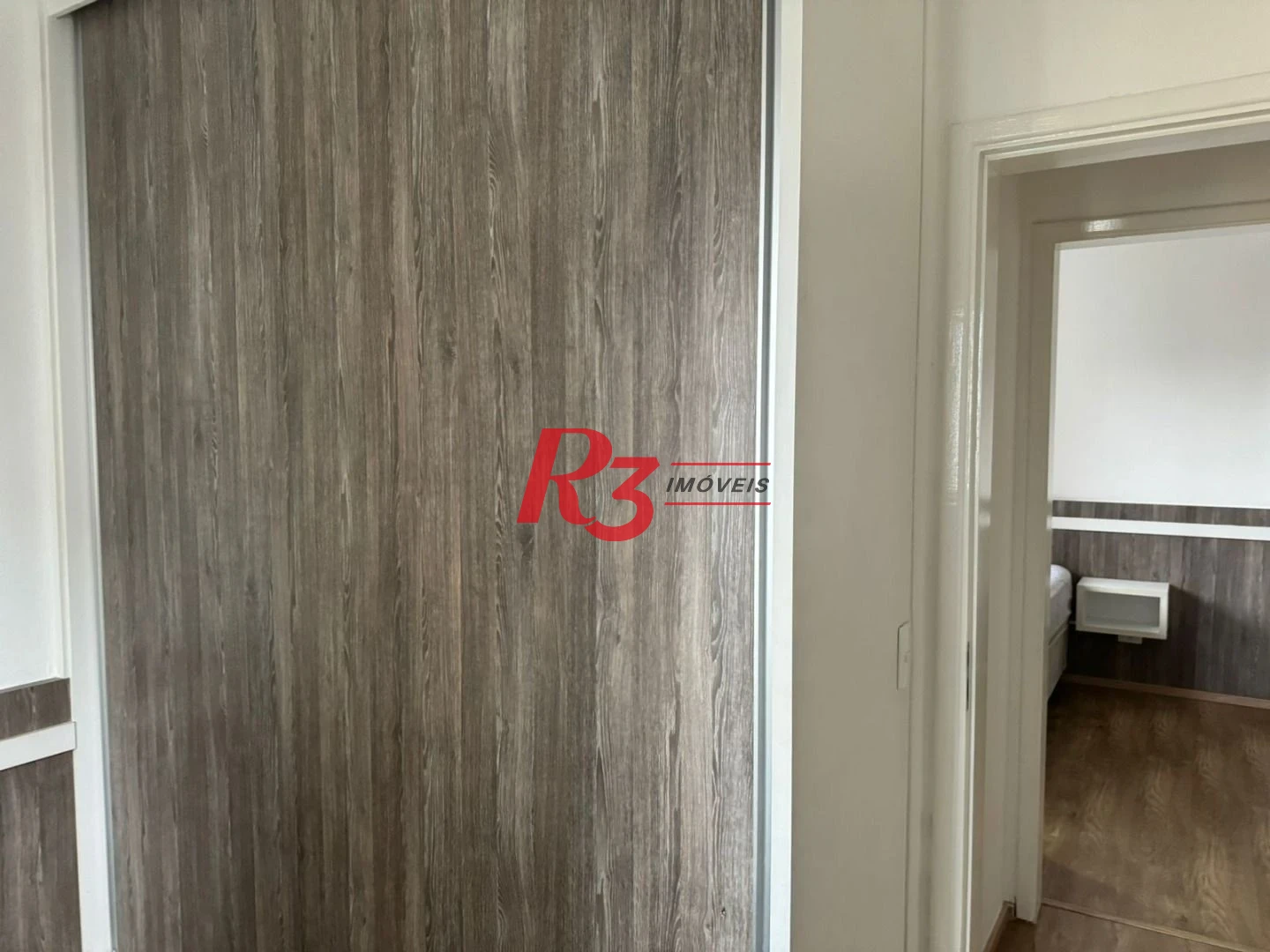 Apartamento com 3 dormitórios à venda, 77 m² por R$ 650.000,00 - Ponta da Praia - Santos/SP