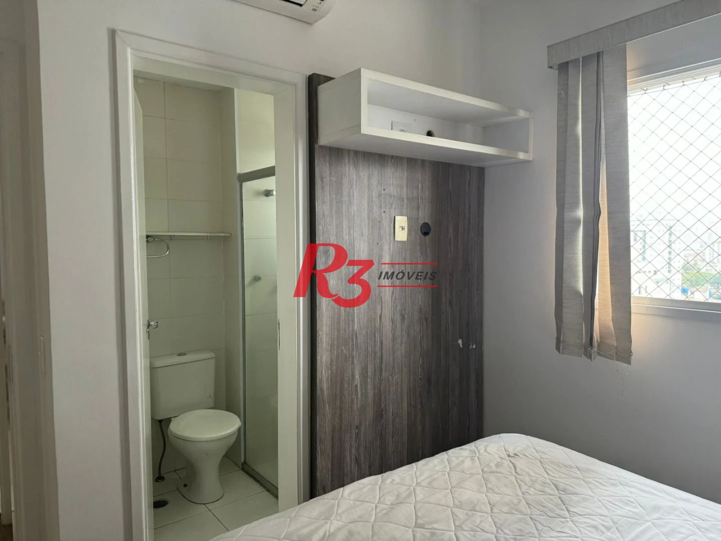 Apartamento com 3 dormitórios à venda, 77 m² por R$ 650.000,00 - Ponta da Praia - Santos/SP