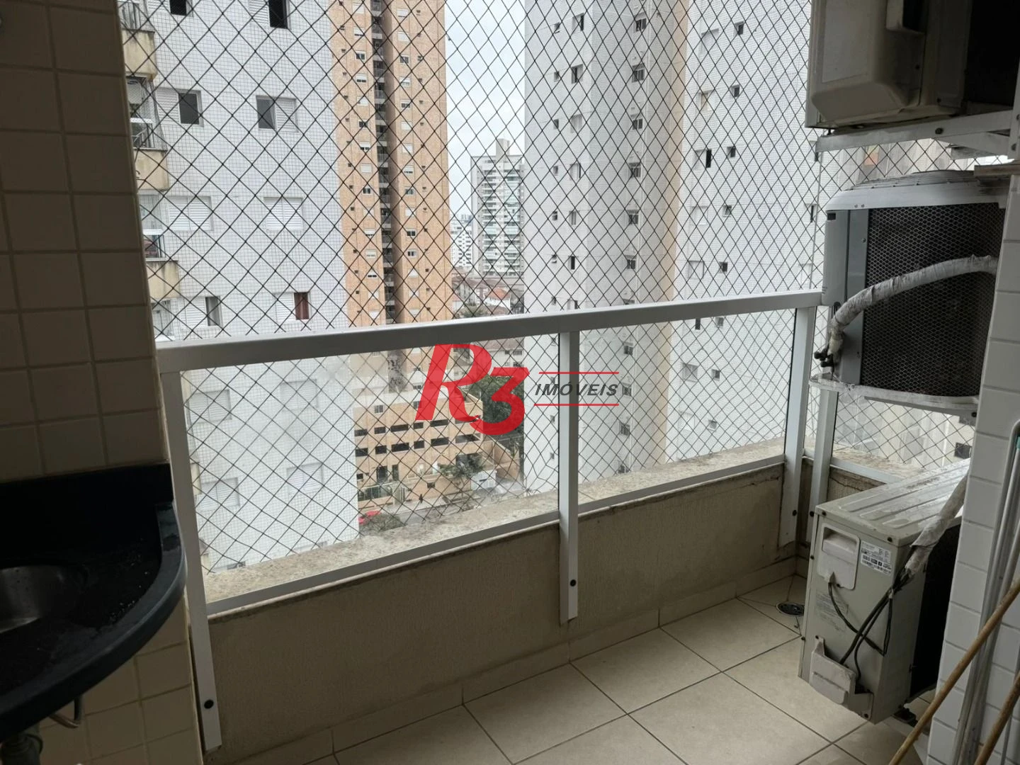 Apartamento com 3 dormitórios à venda, 77 m² por R$ 650.000,00 - Ponta da Praia - Santos/SP