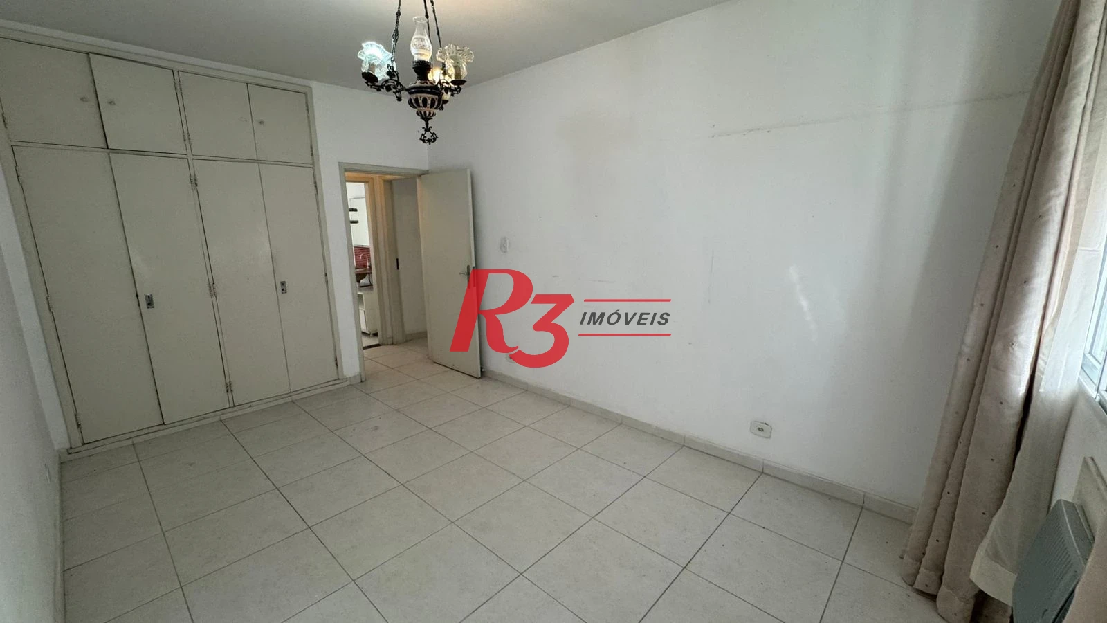 Apartamento com 3 dormitórios para alugar, 140 m² por R$ 4.594,07/mês - Gonzaga - Santos/SP