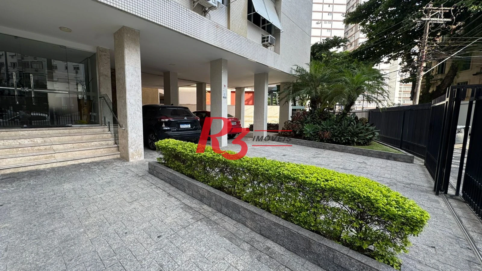 Apartamento com 3 dormitórios para alugar, 140 m² por R$ 4.594,07/mês - Gonzaga - Santos/SP