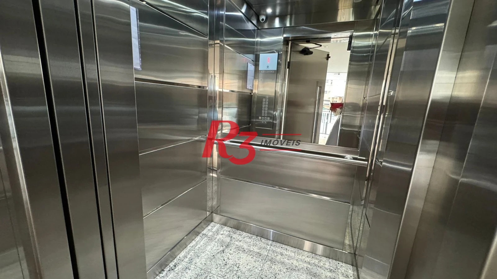 Apartamento com 3 dormitórios para alugar, 140 m² por R$ 4.594,07/mês - Gonzaga - Santos/SP