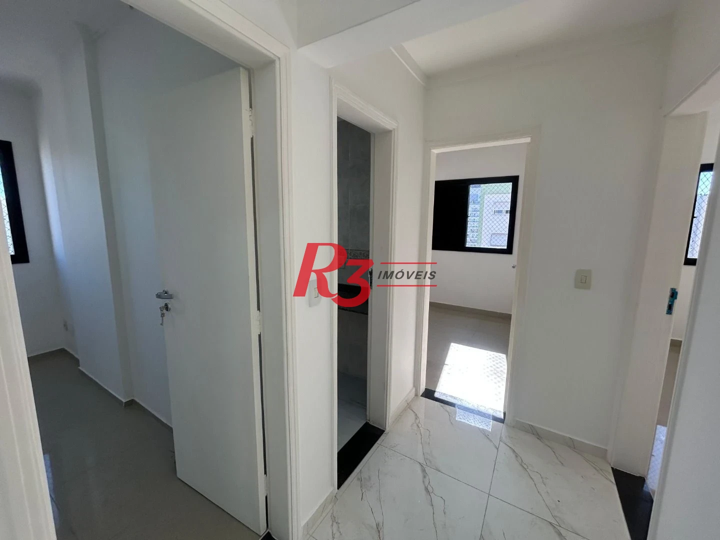 Apartamento com 3 dormitórios à venda, 104 m² por R$ 1.175.000,00 - Boqueirão - Santos/SP