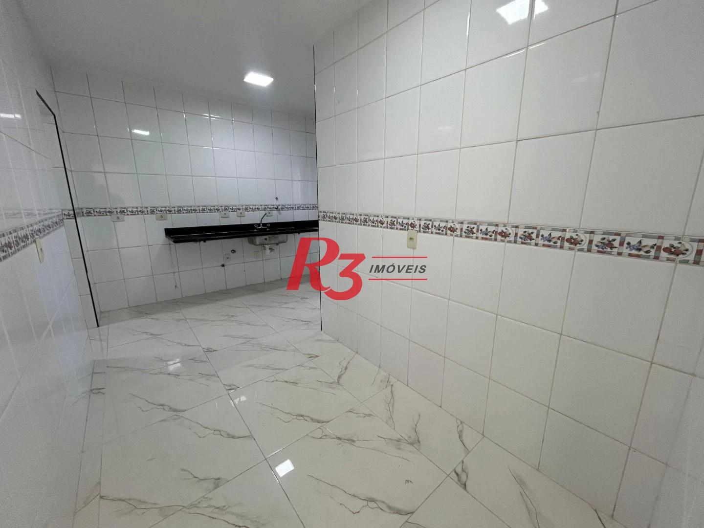 Apartamento com 3 dormitórios à venda, 104 m² por R$ 1.175.000,00 - Boqueirão - Santos/SP