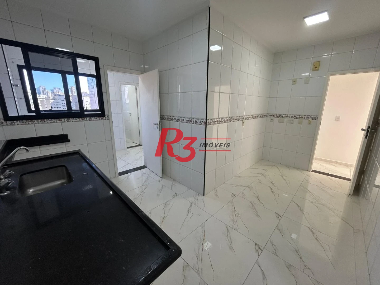 Apartamento com 3 dormitórios à venda, 104 m² por R$ 1.175.000,00 - Boqueirão - Santos/SP