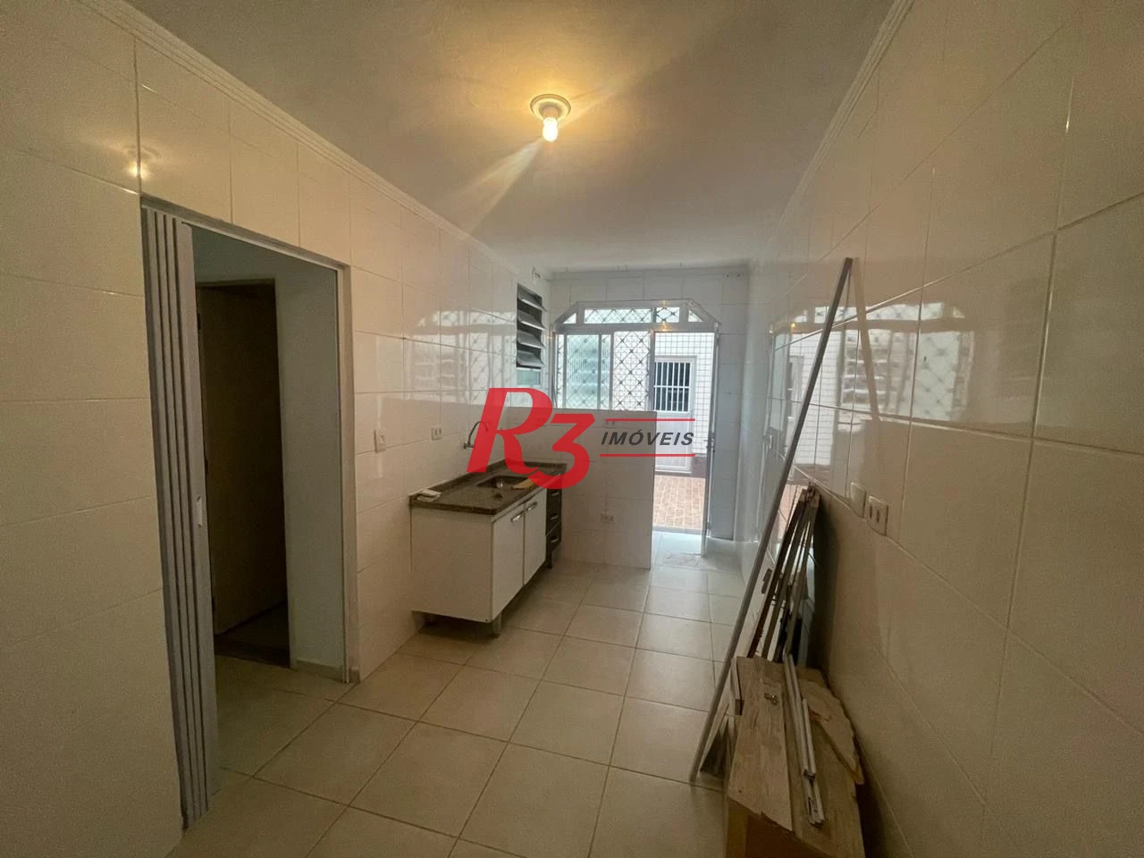 Apartamento para alugar, 90 m² por R$ 3.000,00/mês - Encruzilhada - Santos/SP