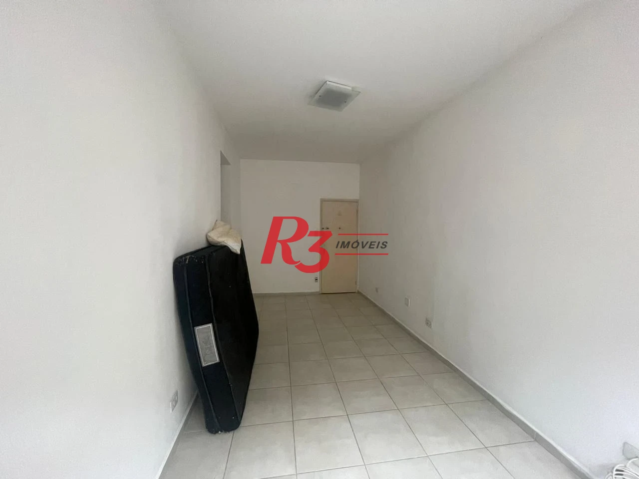 Apartamento para alugar, 90 m² por R$ 3.000,00/mês - Encruzilhada - Santos/SP