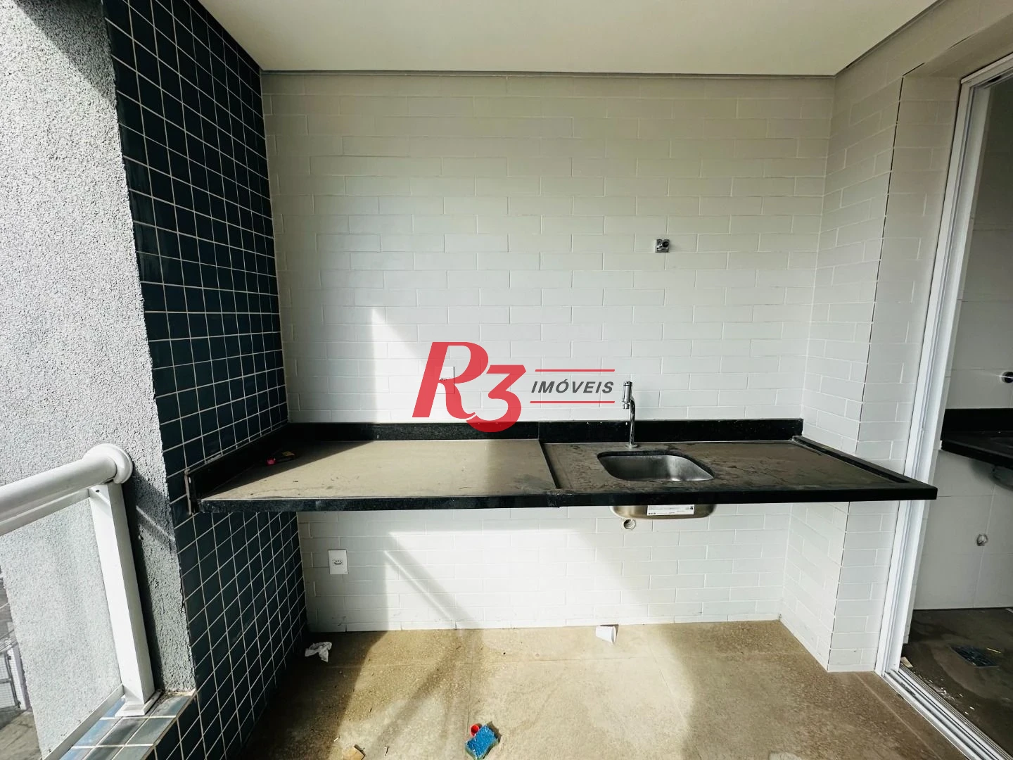 Apartamento com 1 dormitório à venda, 60 m² por R$ 700.000,00 - Boqueirão - Santos/SP