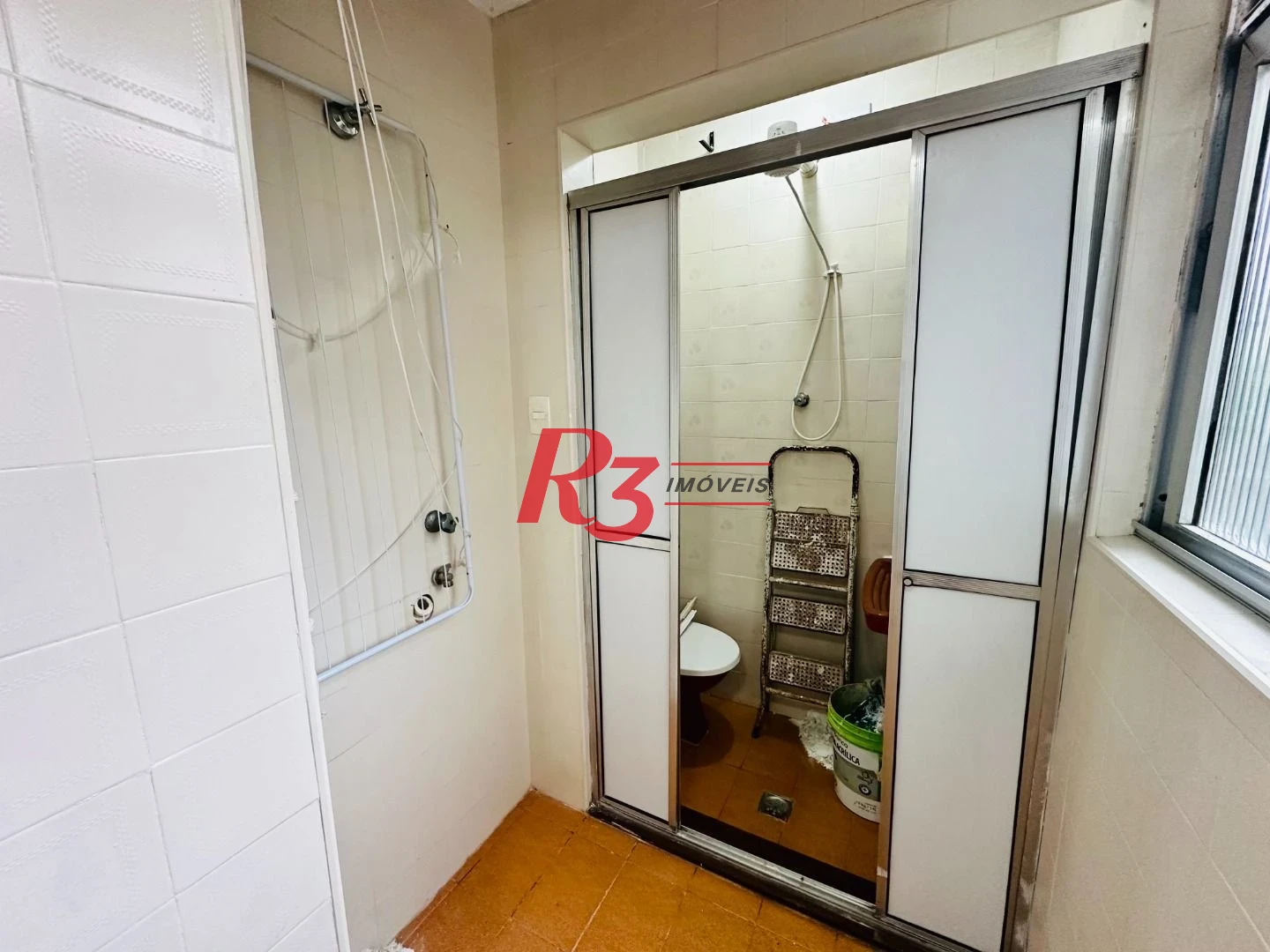 Apartamento com 2 dormitórios para alugar, 79 m² por R$ 4.400,00/mês - Boqueirão - Santos/SP
