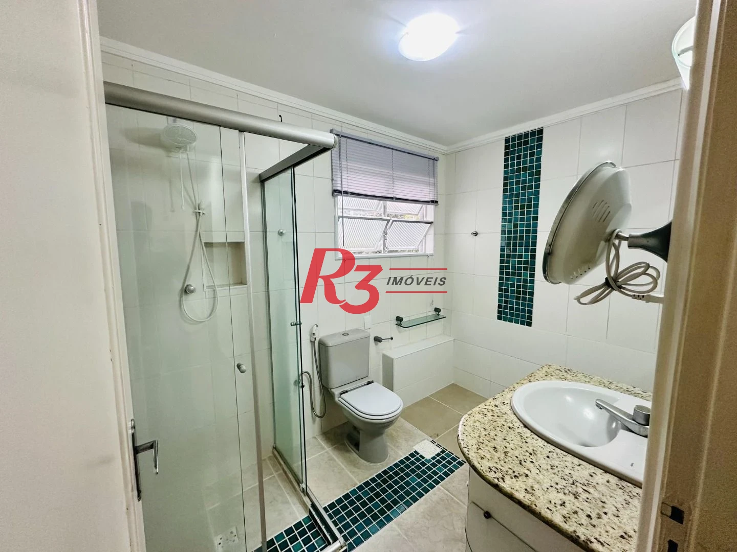 Apartamento com 2 dormitórios para alugar, 79 m² por R$ 4.400,00/mês - Boqueirão - Santos/SP