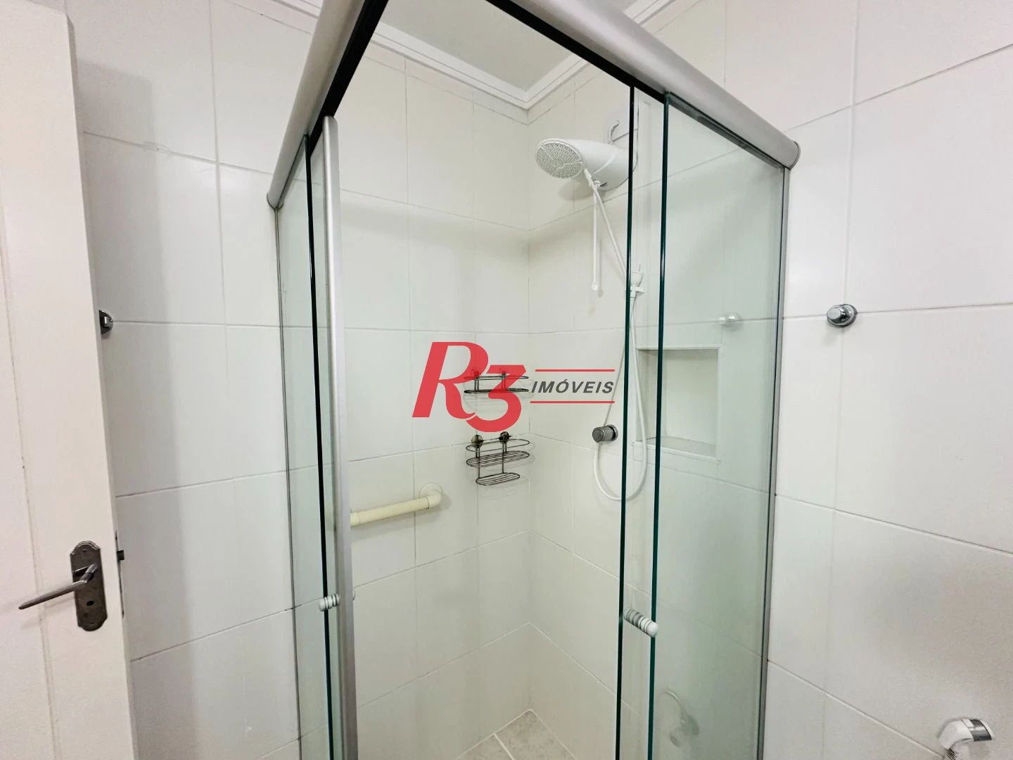 Apartamento com 2 dormitórios para alugar, 79 m² por R$ 4.400,00/mês - Boqueirão - Santos/SP