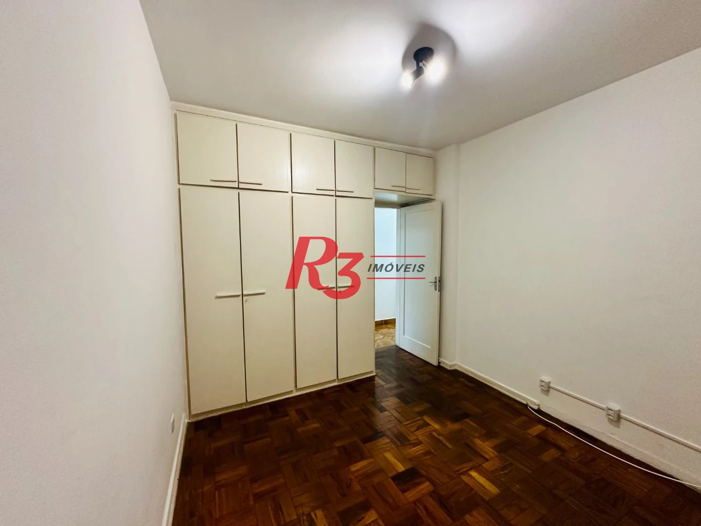 Apartamento com 2 dormitórios para alugar, 79 m² por R$ 4.400,00/mês - Boqueirão - Santos/SP