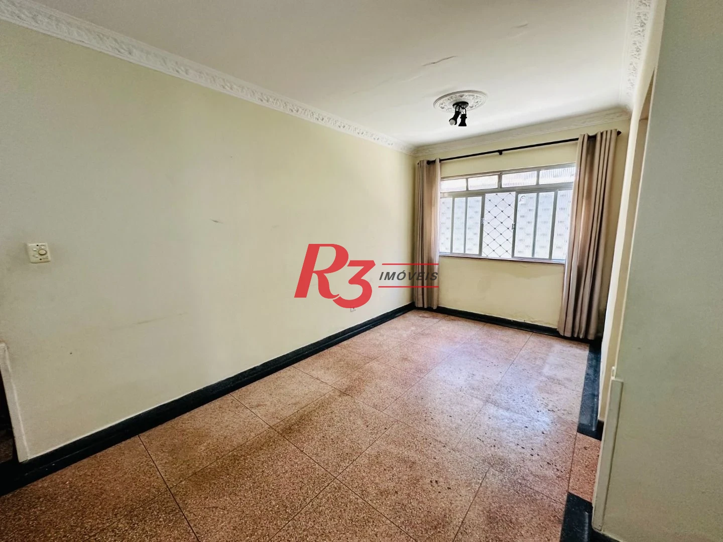 Apartamento com 2 dormitórios à venda, 78 m² por R$ 350.000,00 - Macuco - Santos/SP