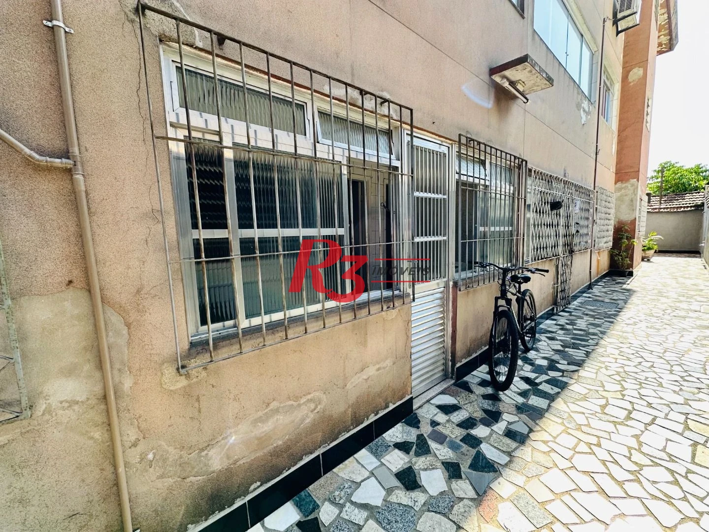 Apartamento com 2 dormitórios à venda, 78 m² por R$ 350.000,00 - Macuco - Santos/SP