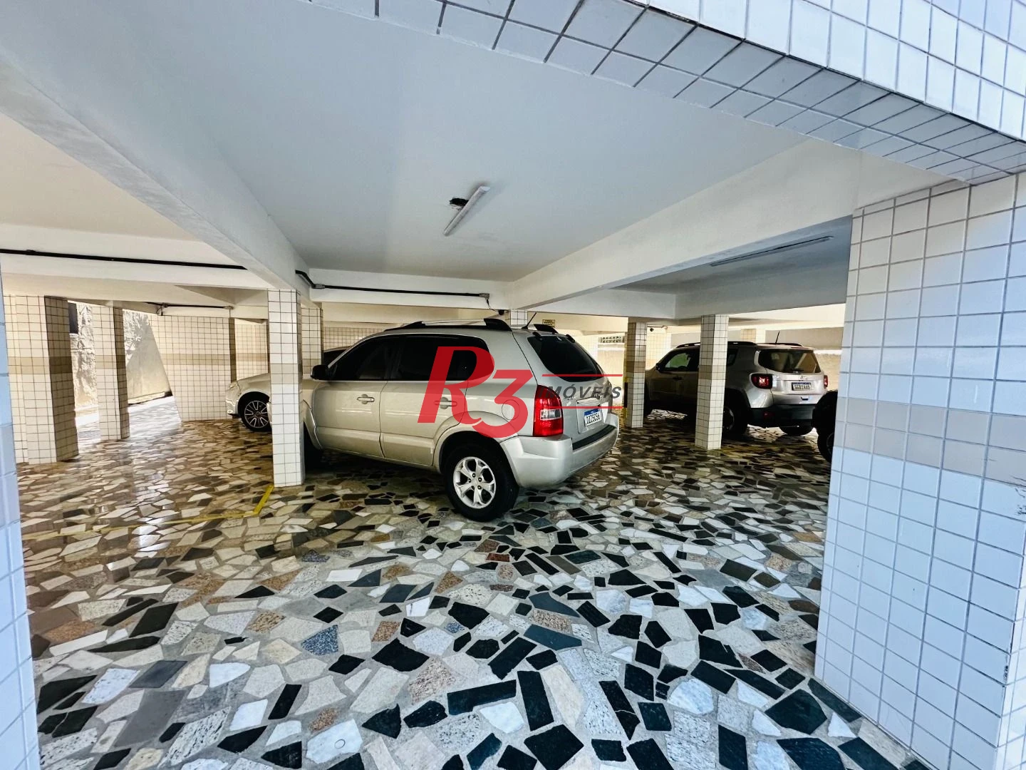 Apartamento com 2 dormitórios à venda, 78 m² por R$ 350.000,00 - Macuco - Santos/SP