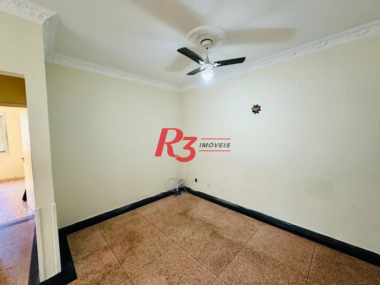 Apartamento com 2 dormitórios à venda, 78 m² por R$ 350.000,00 - Macuco - Santos/SP