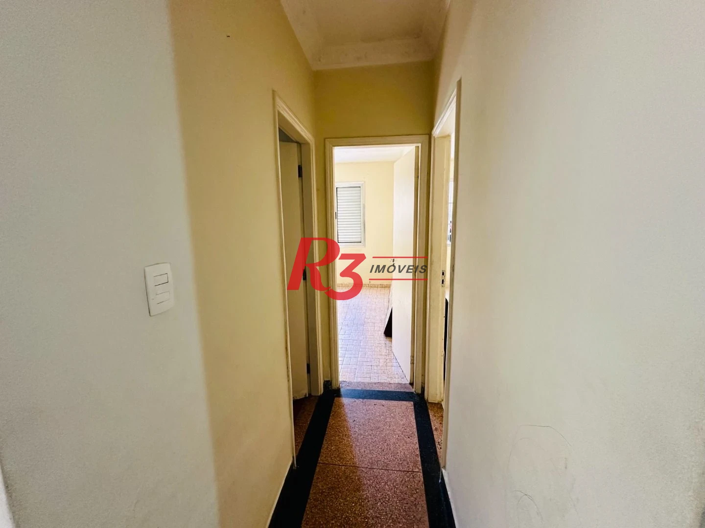 Apartamento com 2 dormitórios à venda, 78 m² por R$ 350.000,00 - Macuco - Santos/SP