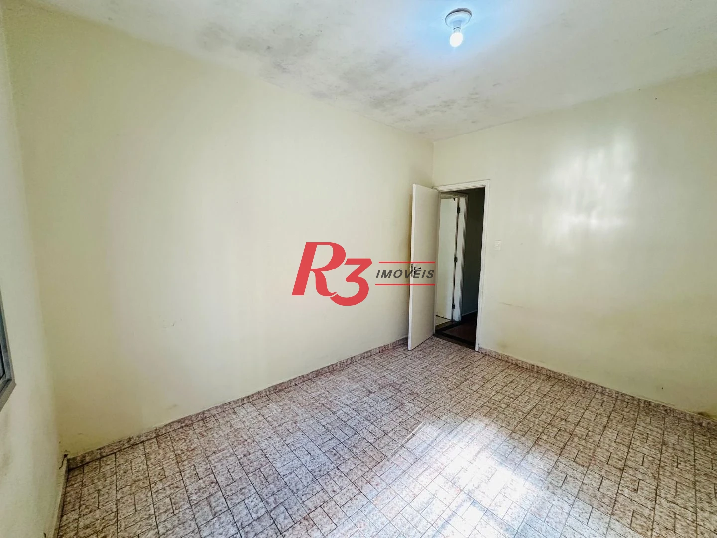 Apartamento com 2 dormitórios à venda, 78 m² por R$ 350.000,00 - Macuco - Santos/SP