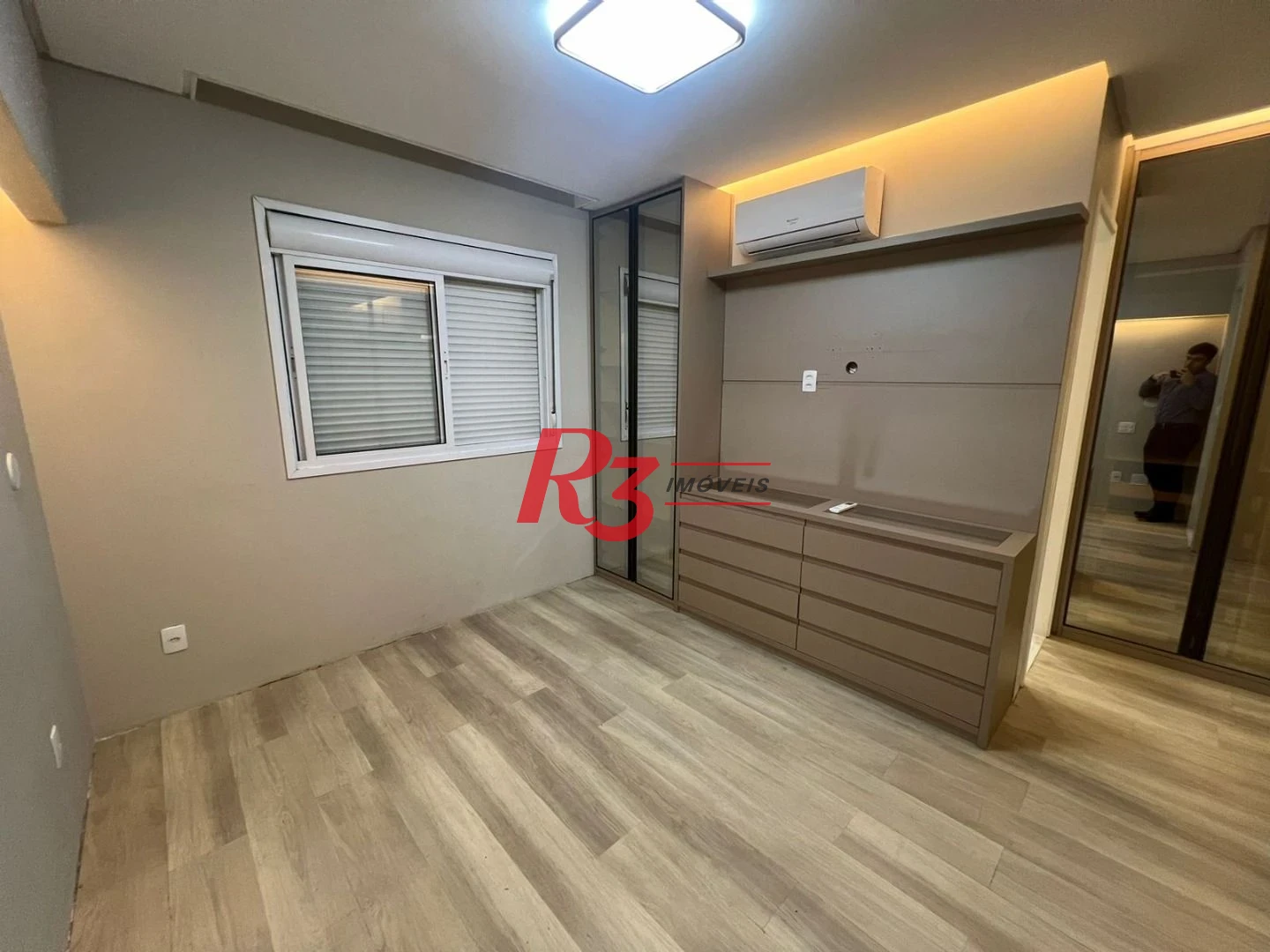 Apartamento com 3 dormitórios para alugar, 111 m² por R$ 9.000,00/mês - Ponta da Praia - Santos/SP