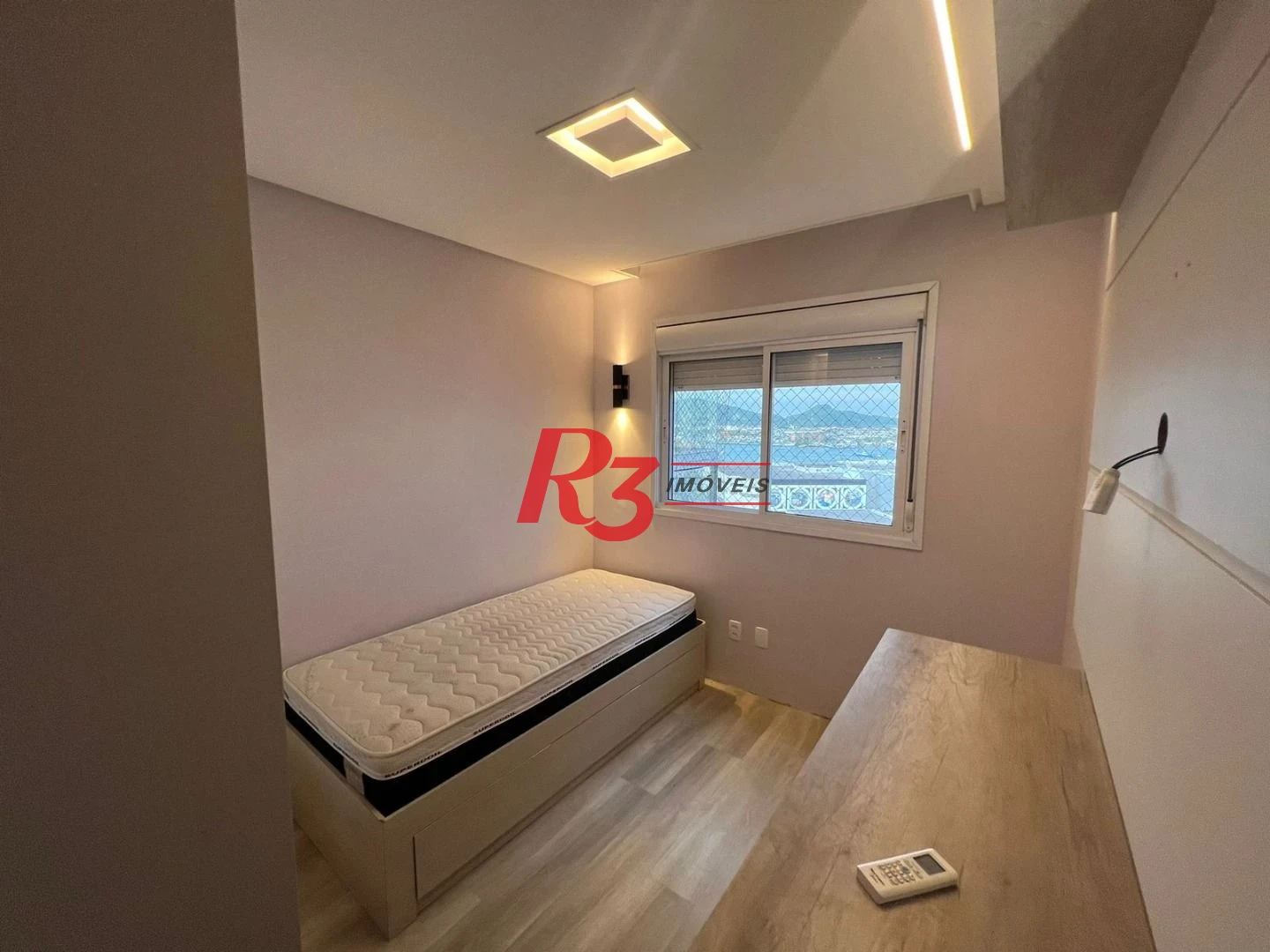 Apartamento com 3 dormitórios para alugar, 111 m² por R$ 9.000,00/mês - Ponta da Praia - Santos/SP