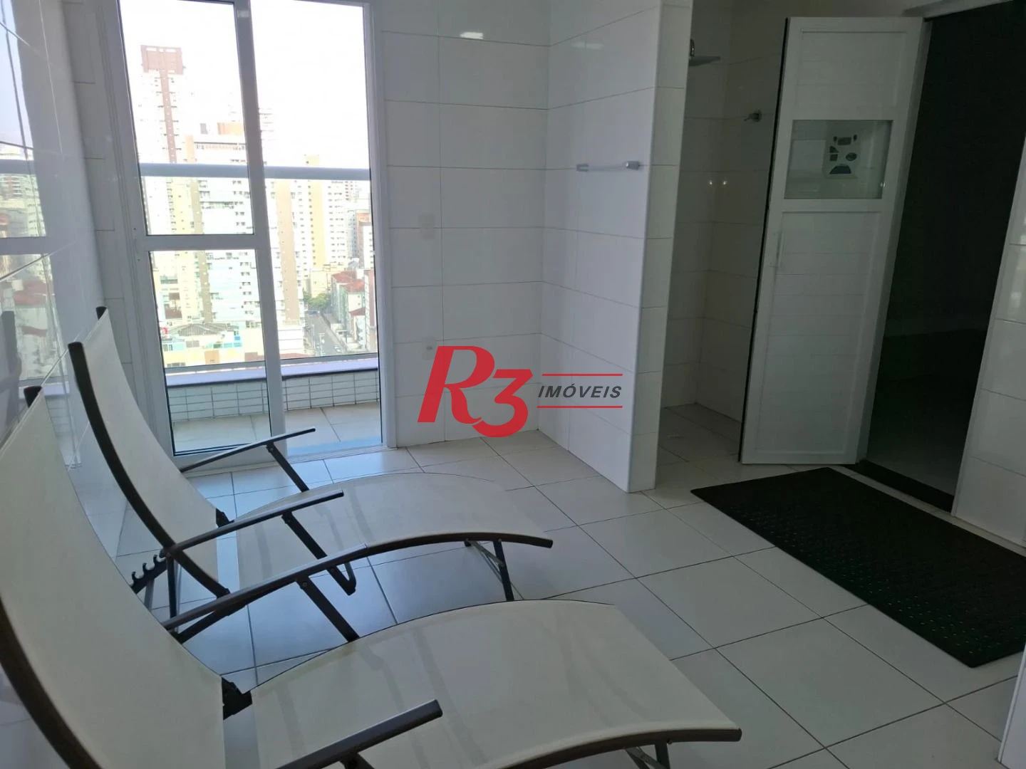 Apartamento com 2 dormitórios à venda, 72 m² por R$ 970.000,00 - Boqueirão - Santos/SP