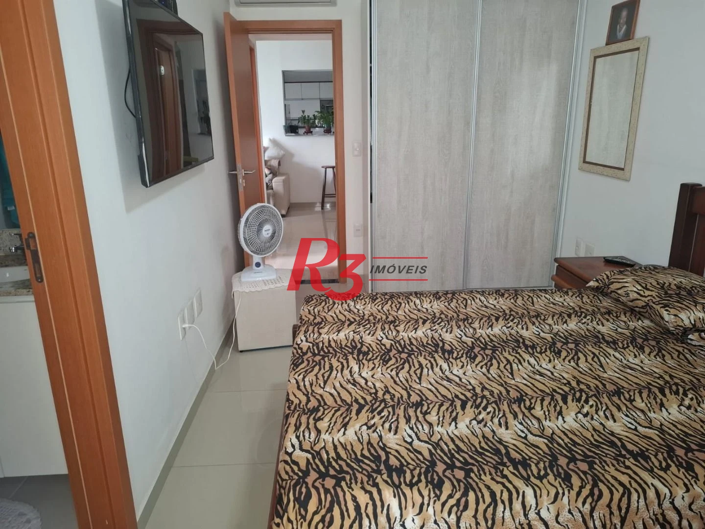 Apartamento com 2 dormitórios à venda, 72 m² por R$ 970.000,00 - Boqueirão - Santos/SP
