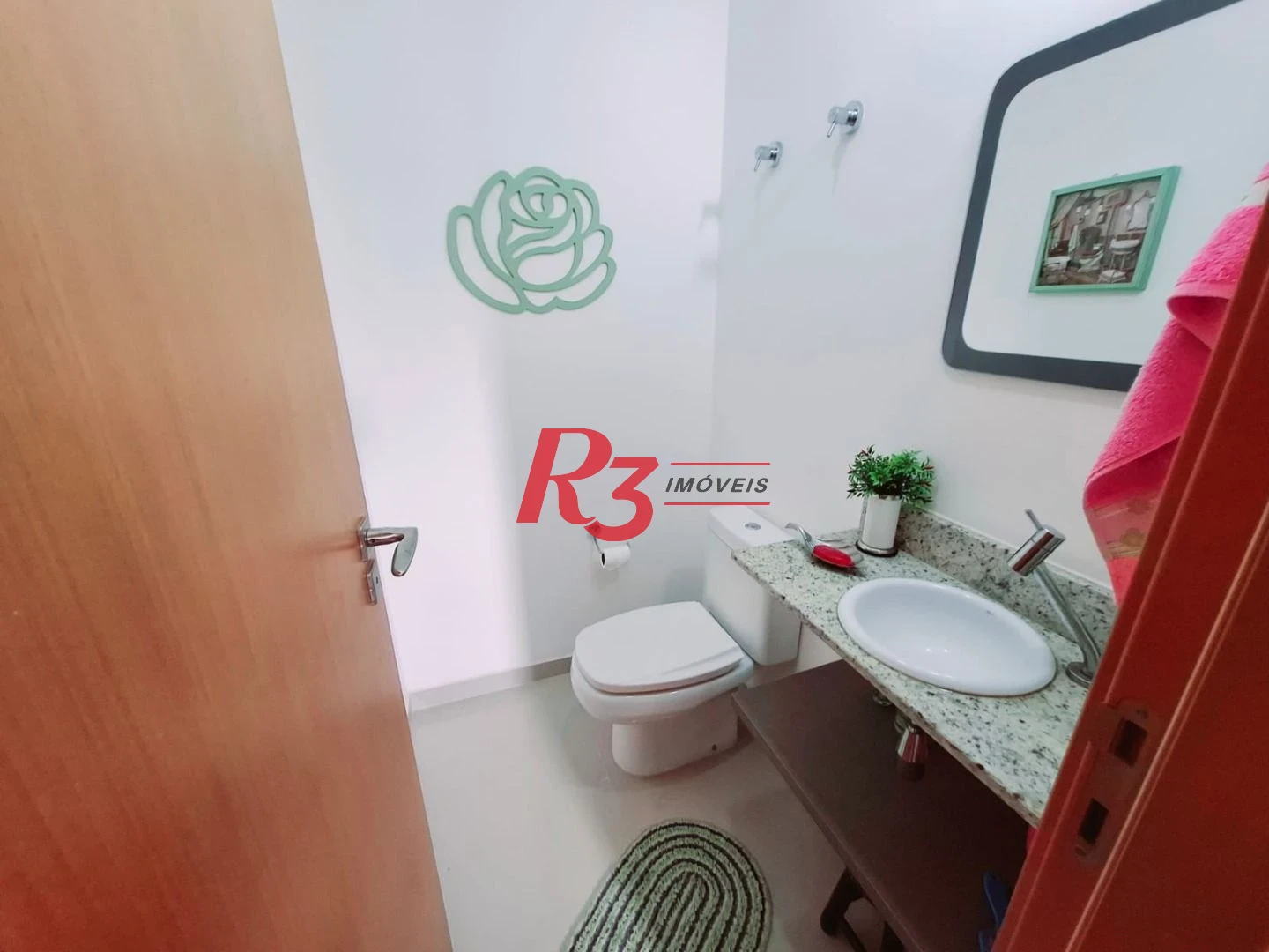 Apartamento com 2 dormitórios à venda, 72 m² por R$ 970.000,00 - Boqueirão - Santos/SP