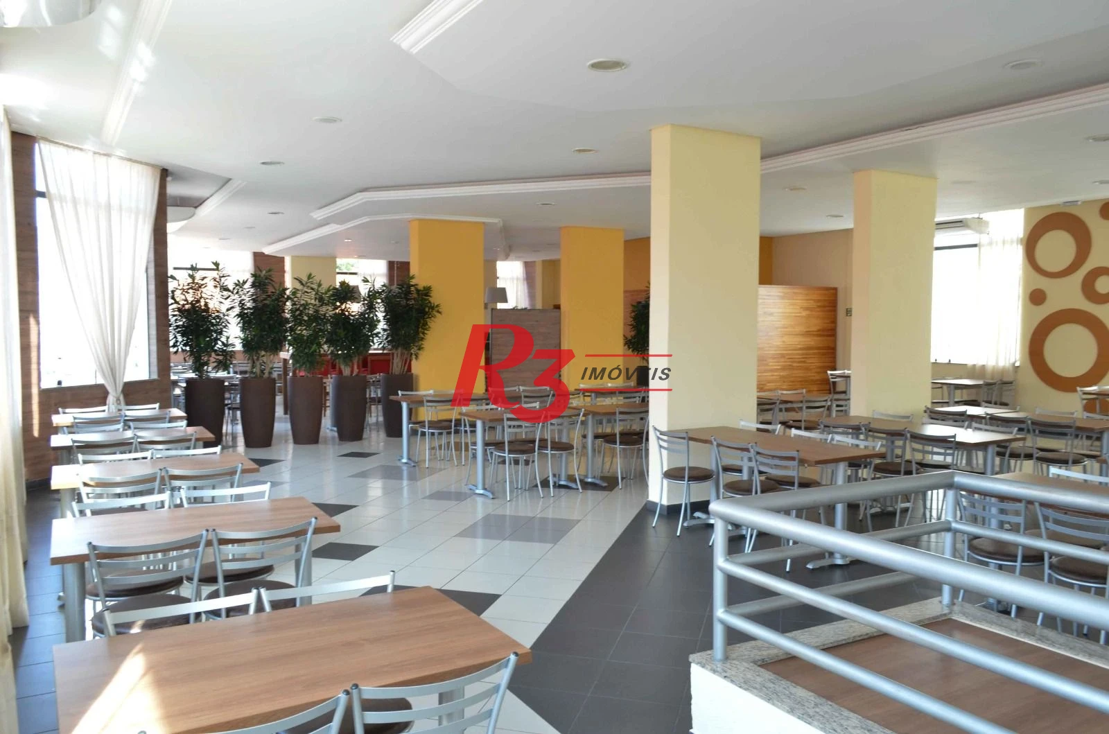 Loja para alugar, 1720 m² por R$ 55.000,00/mês - Itararé - São Vicente/SP