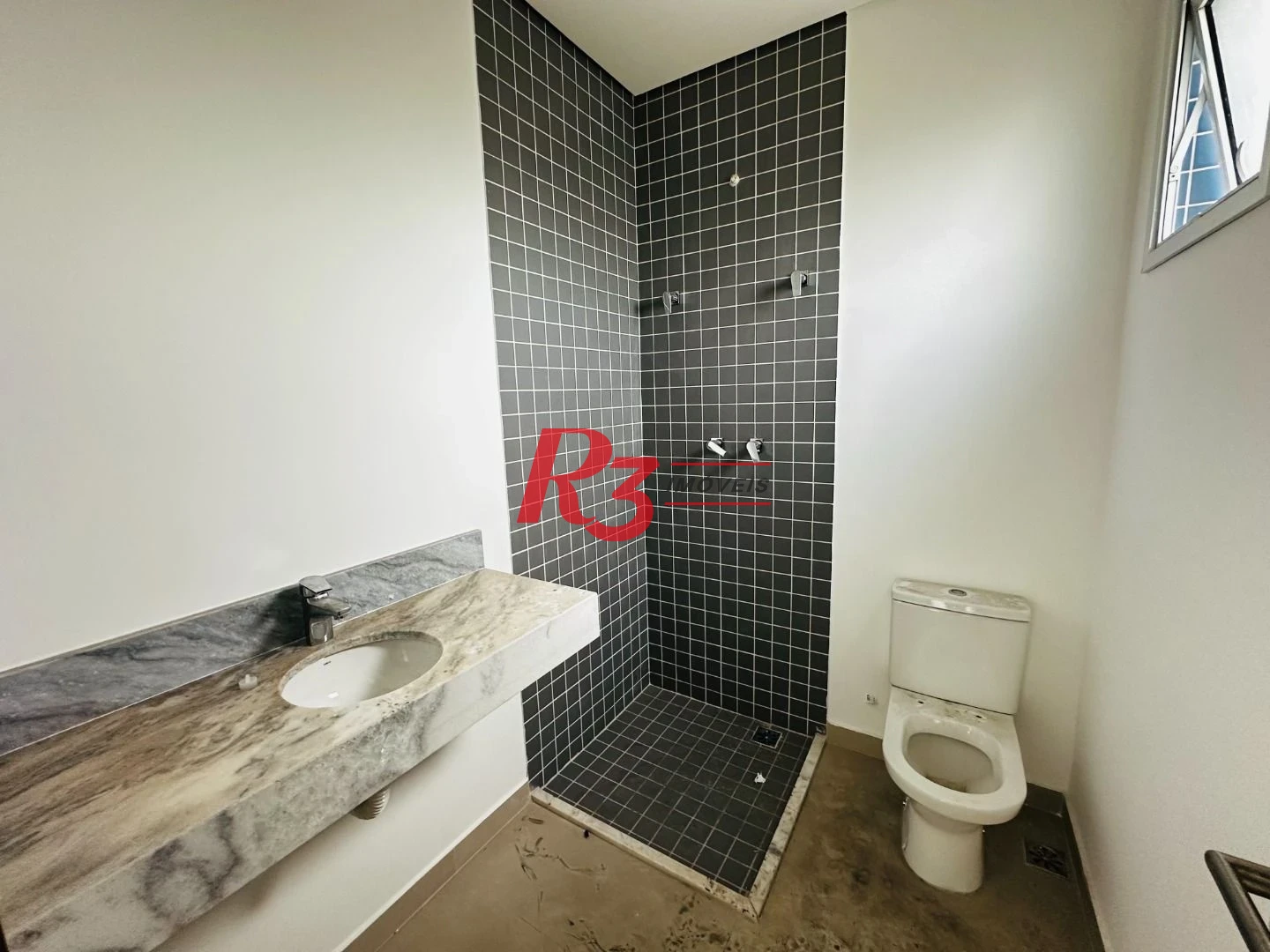 Apartamento com 1 dormitório à venda, 60 m² por R$ 770.000,00 - Boqueirão - Santos/SP