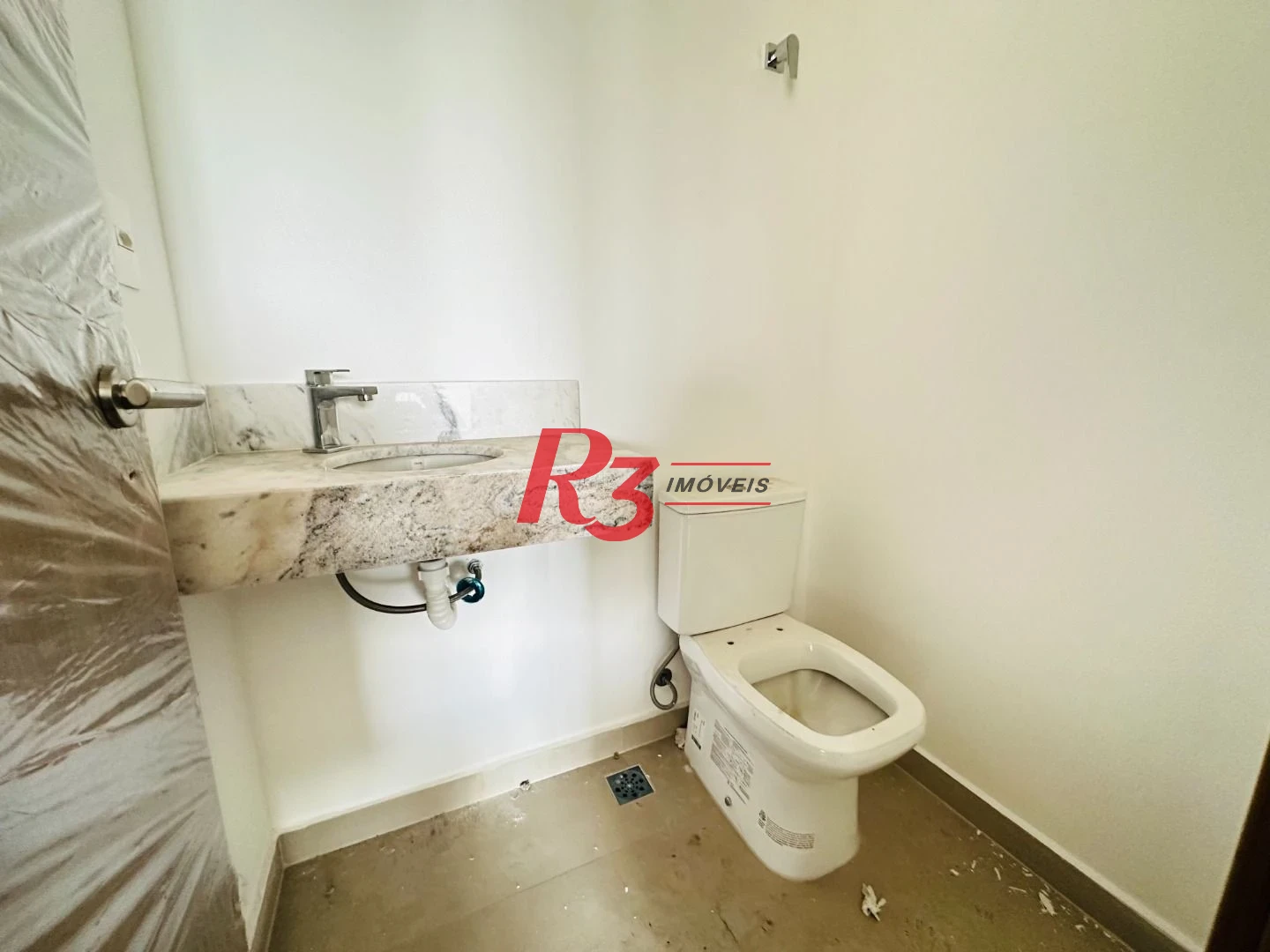 Apartamento com 1 dormitório à venda, 60 m² por R$ 770.000,00 - Boqueirão - Santos/SP