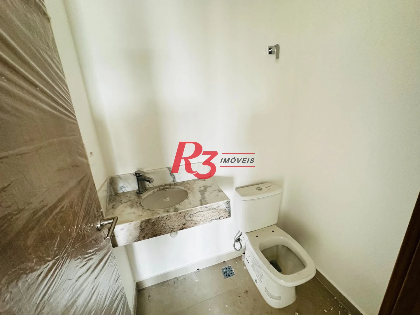 Apartamento com 1 dormitório à venda, 60 m² por R$ 770.000,00 - Boqueirão - Santos/SP