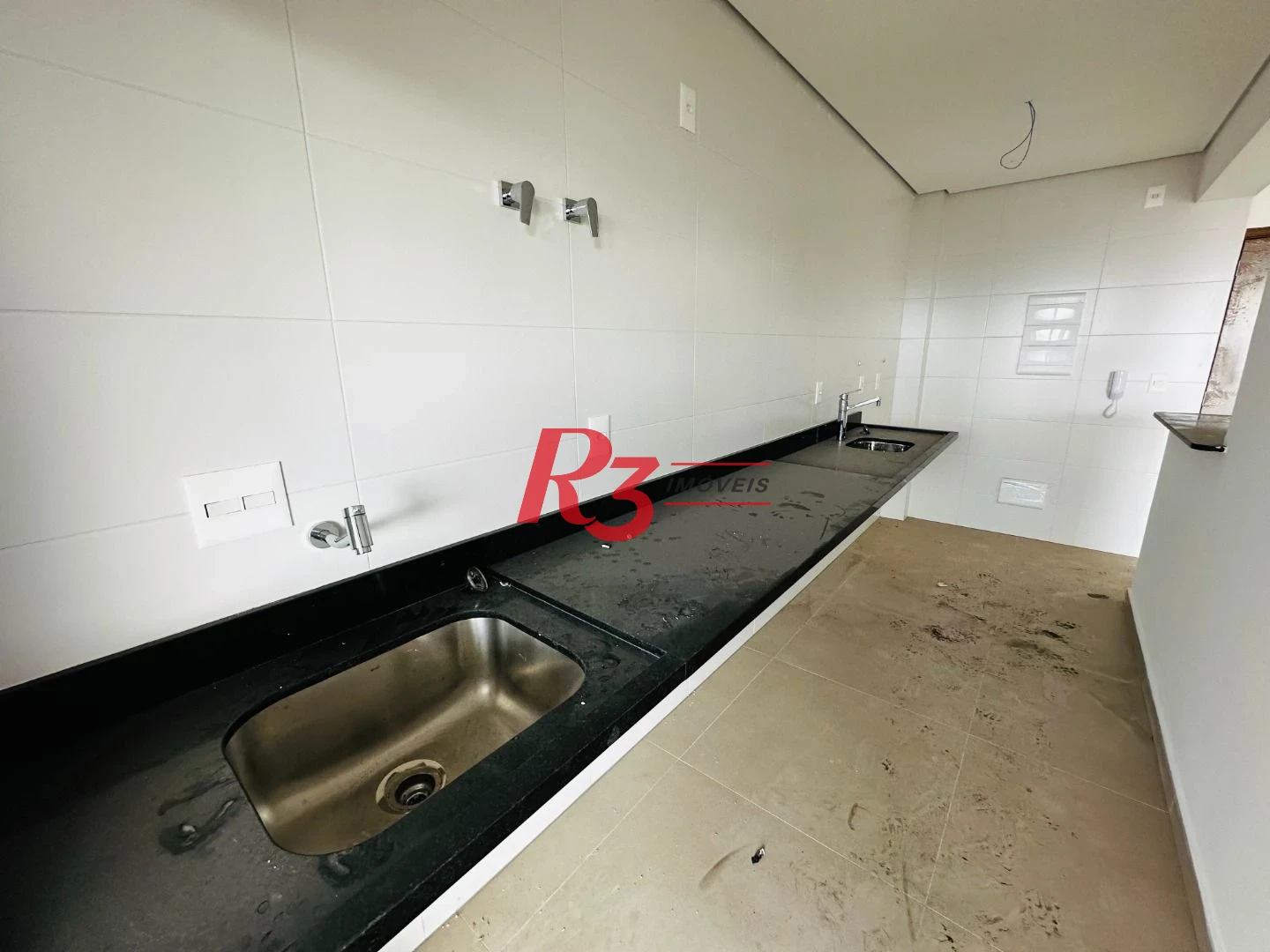 Apartamento com 1 dormitório à venda, 60 m² por R$ 770.000,00 - Boqueirão - Santos/SP