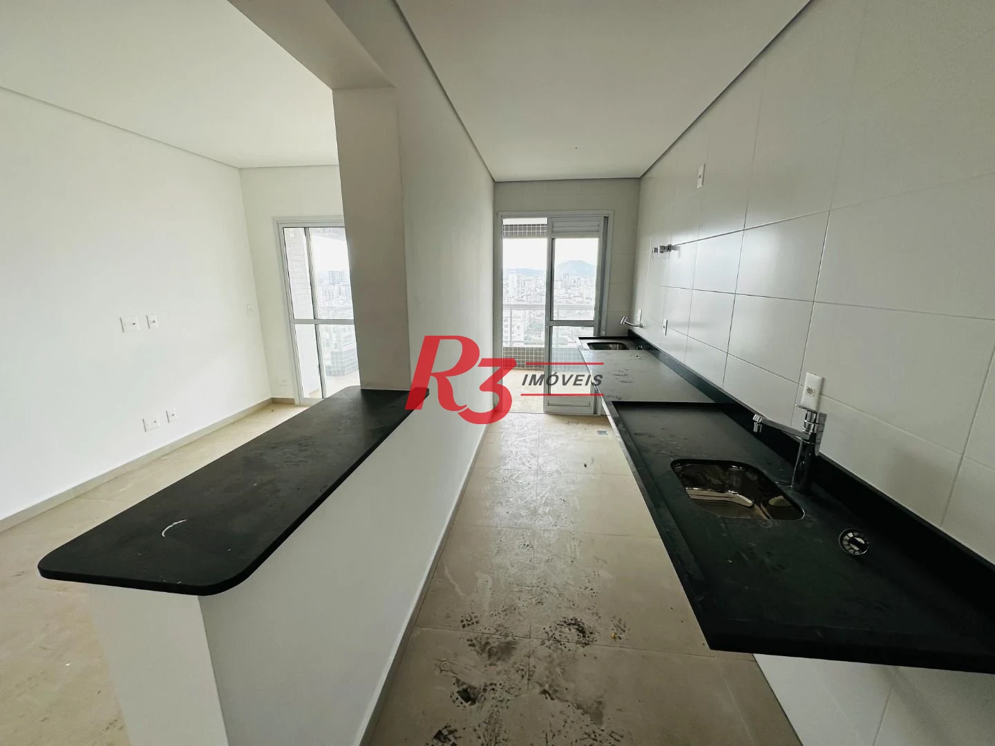 Apartamento com 1 dormitório à venda, 60 m² por R$ 770.000,00 - Boqueirão - Santos/SP