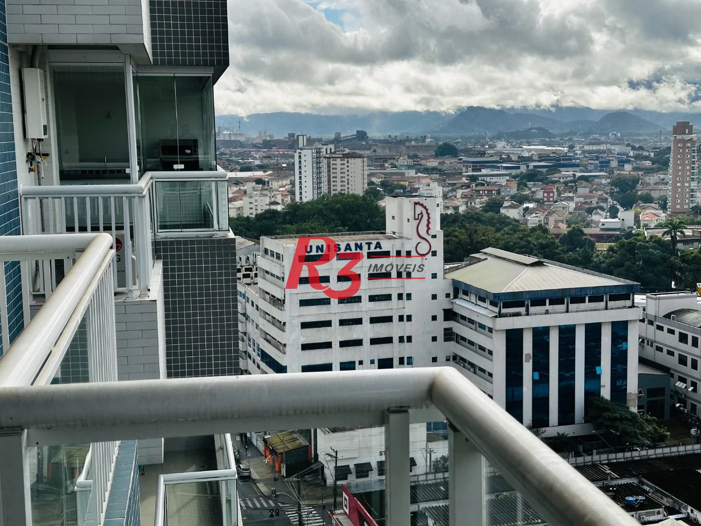 Apartamento com 1 dormitório à venda, 60 m² por R$ 770.000,00 - Boqueirão - Santos/SP