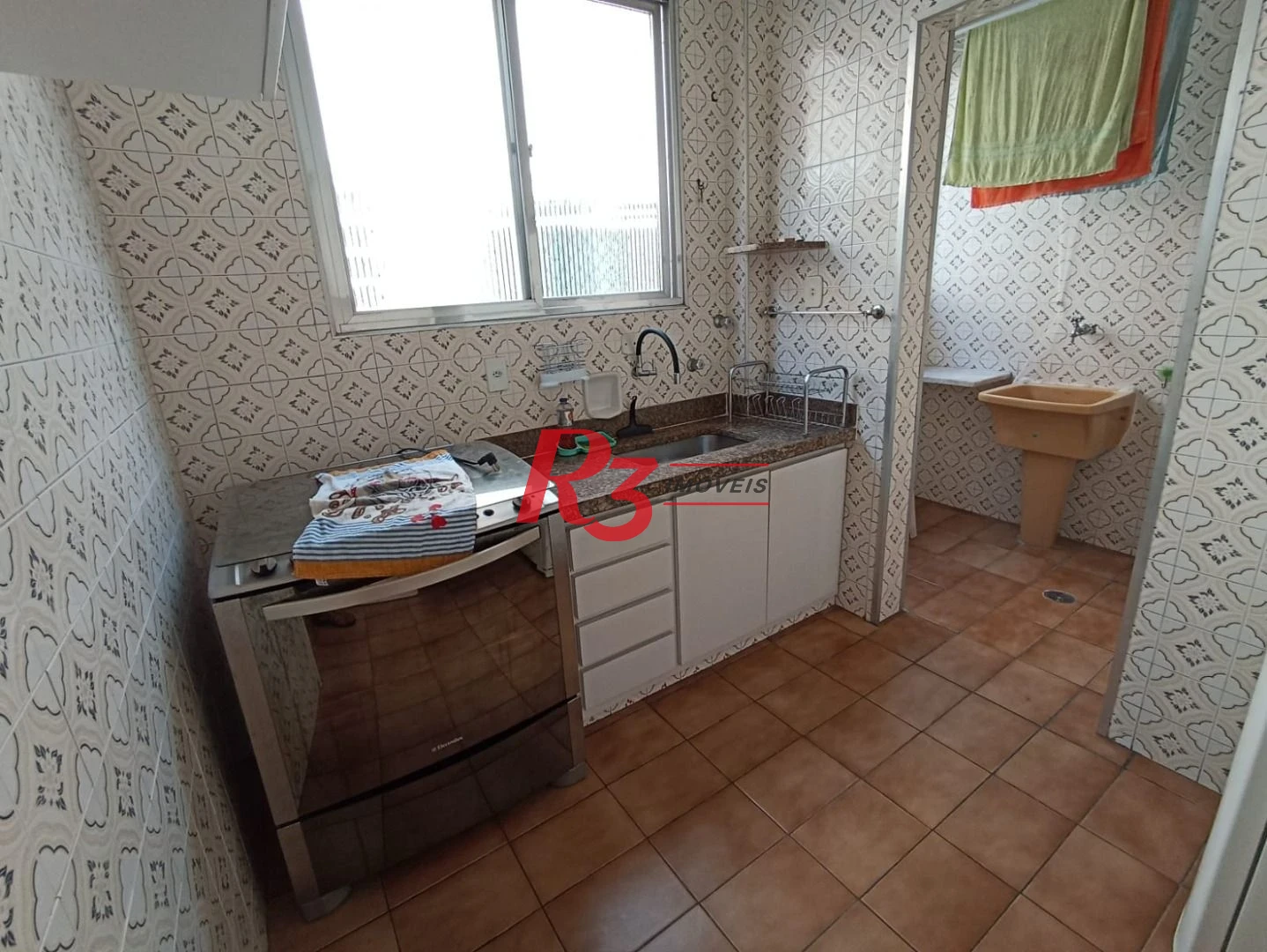 Apartamento com 2 dormitórios à venda, 70 m² por R$ 349.900,00 - Boqueirão - Santos/SP