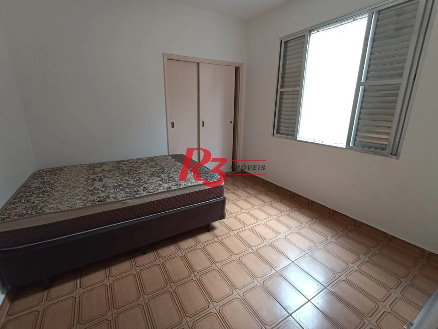 Apartamento com 2 dormitórios à venda, 70 m² por R$ 349.900,00 - Boqueirão - Santos/SP