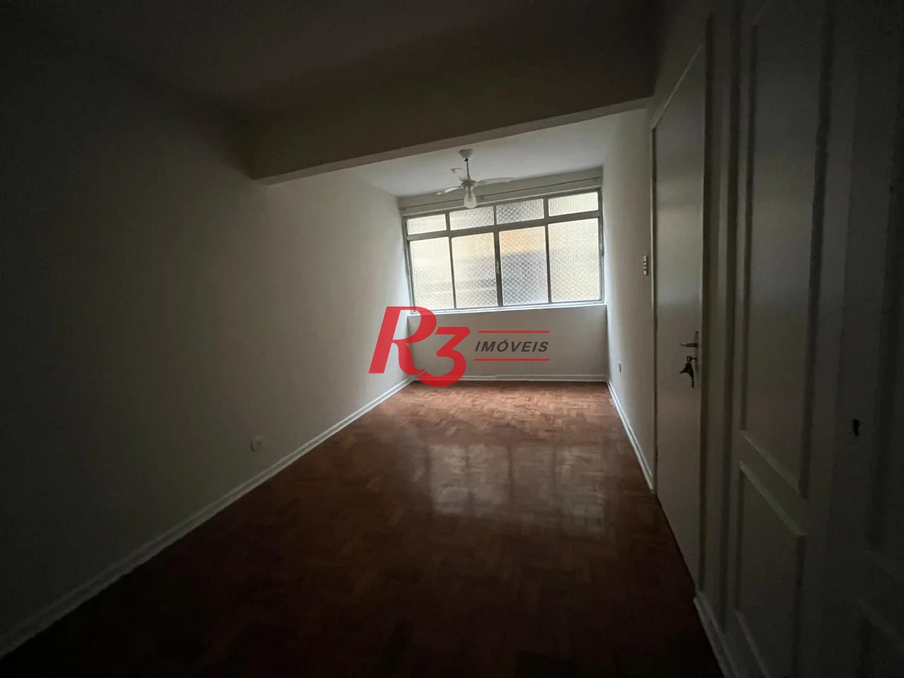 Apartamento com 1 dormitório à venda, 45 m² por R$ 375.000,00 - Gonzaga - Santos/SP