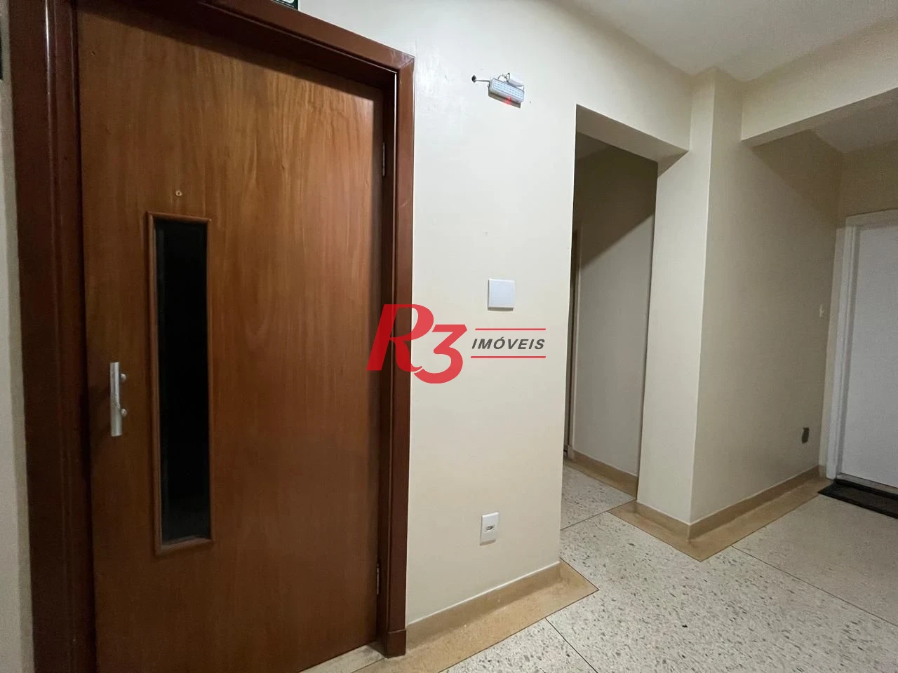 Apartamento com 1 dormitório à venda, 45 m² por R$ 375.000,00 - Gonzaga - Santos/SP