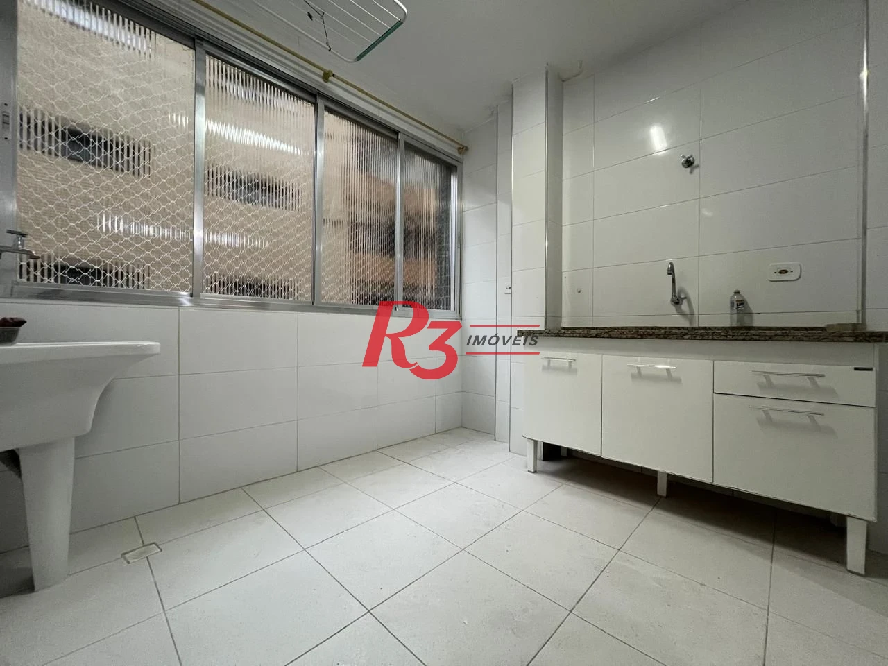 Apartamento com 1 dormitório à venda, 45 m² por R$ 375.000,00 - Gonzaga - Santos/SP