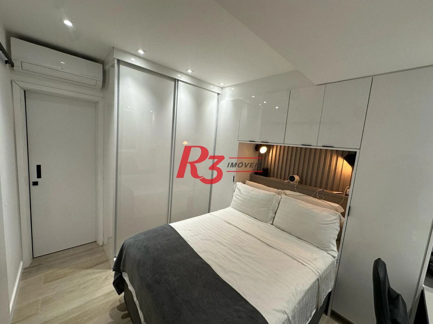 Apartamento Duplex à venda, 74 m² por R$ 980.000,00 - Boqueirão - Santos/SP