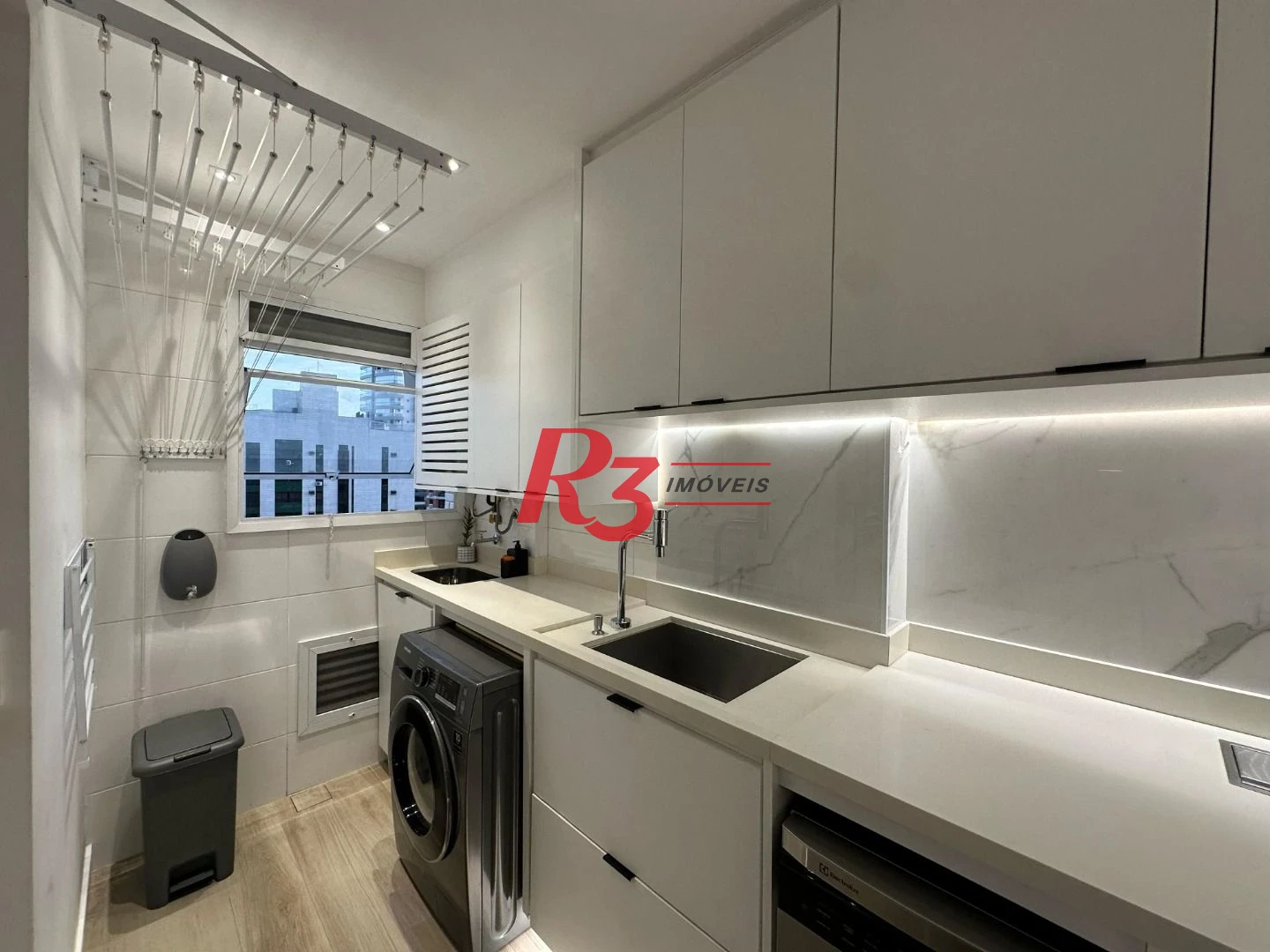 Apartamento Duplex à venda, 74 m² por R$ 980.000,00 - Boqueirão - Santos/SP