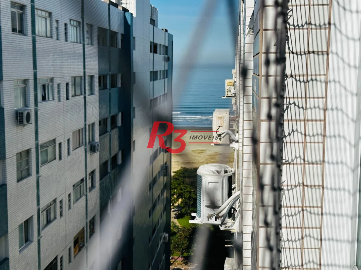 Kitnet com 1 dormitório para alugar, 35 m² por R$ 3.000,00/mês - Gonzaga - Santos/SP