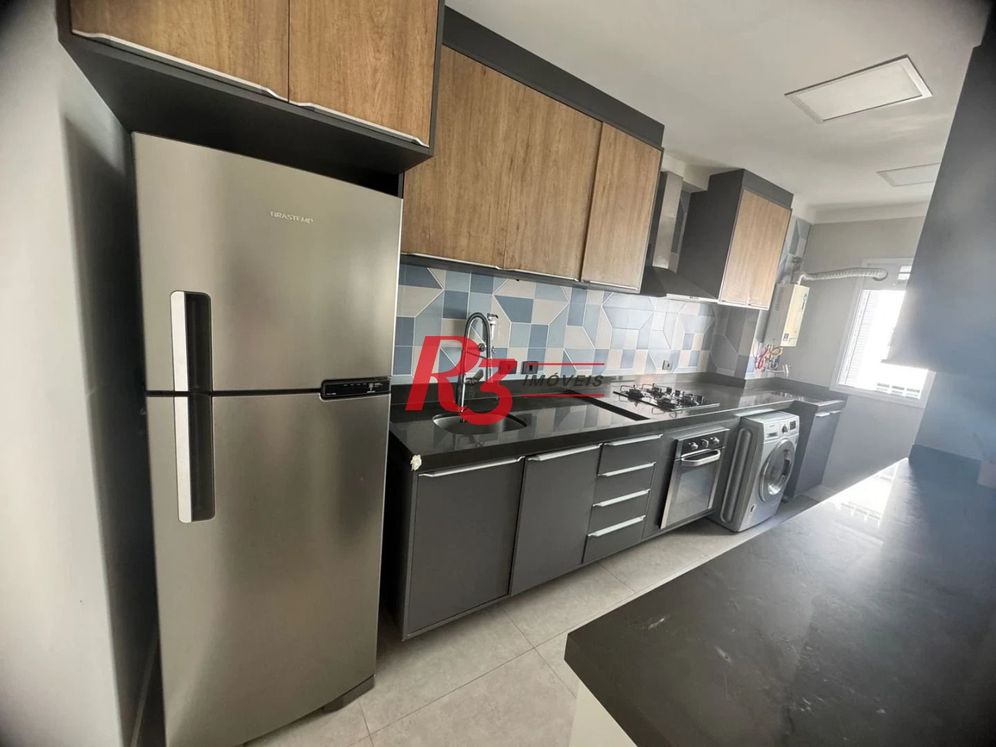 Apartamento com 2 dormitórios à venda, 73 m² por R$ 700.000,00 - José Menino - Santos/SP