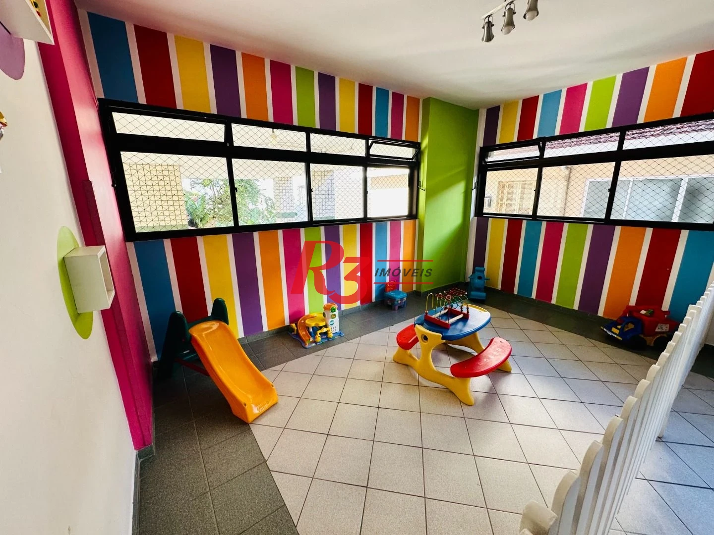 Apartamento com 2 dormitórios à venda, 78 m² por R$ 550.000,00 - Campo Grande - Santos/SP