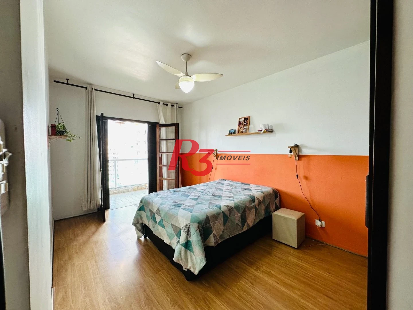 Apartamento com 3 dormitórios à venda, 175 m² por R$ 998.000,00 - Gonzaga - Santos/SP