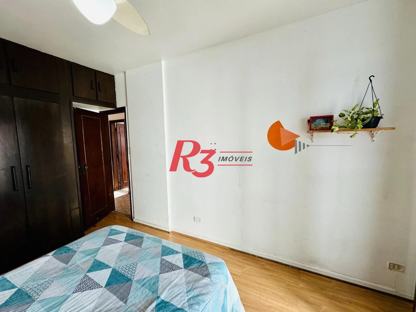 Apartamento com 3 dormitórios à venda, 175 m² por R$ 998.000,00 - Gonzaga - Santos/SP
